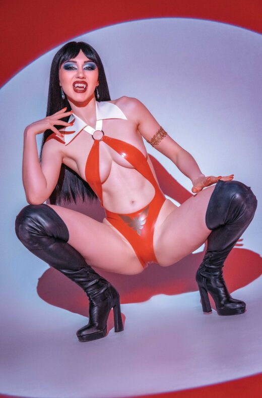 VAMPIRELLA ARMAGEDDON #11 CVR F INC 1:10 LAUREN DELOREAN COSPLAY VIRGIN VAR